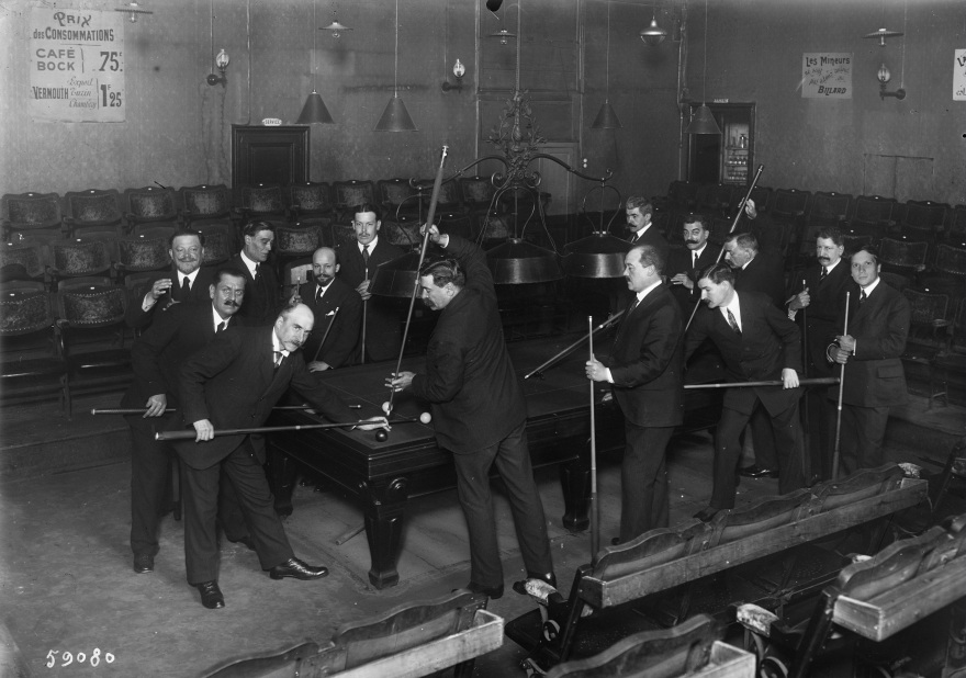 French carom billiards - Academie de Billard in Paris - April 1920